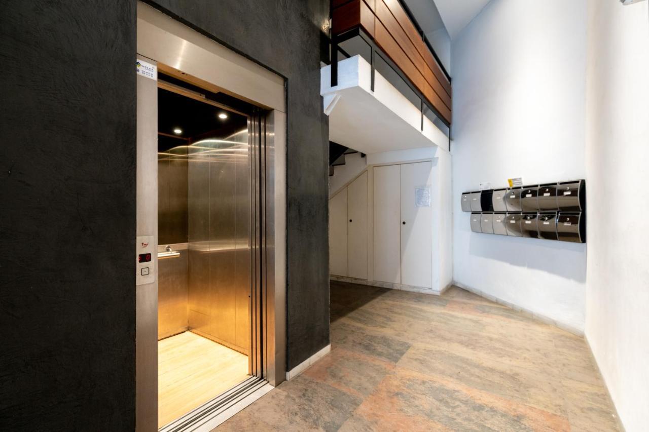 Cathedral Apartment, Upper Floor Apartment เซบีญา ภายนอก รูปภาพ