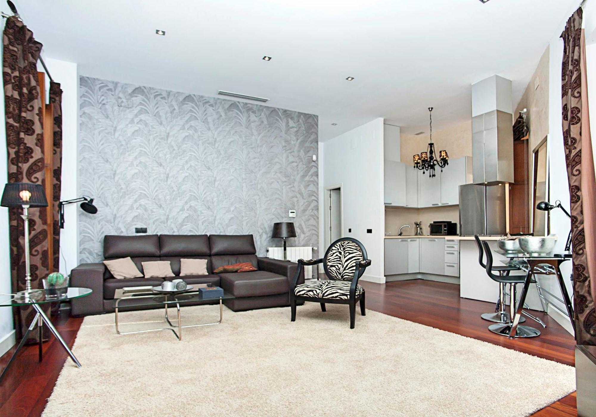Cathedral Apartment, Upper Floor Apartment เซบีญา ภายนอก รูปภาพ